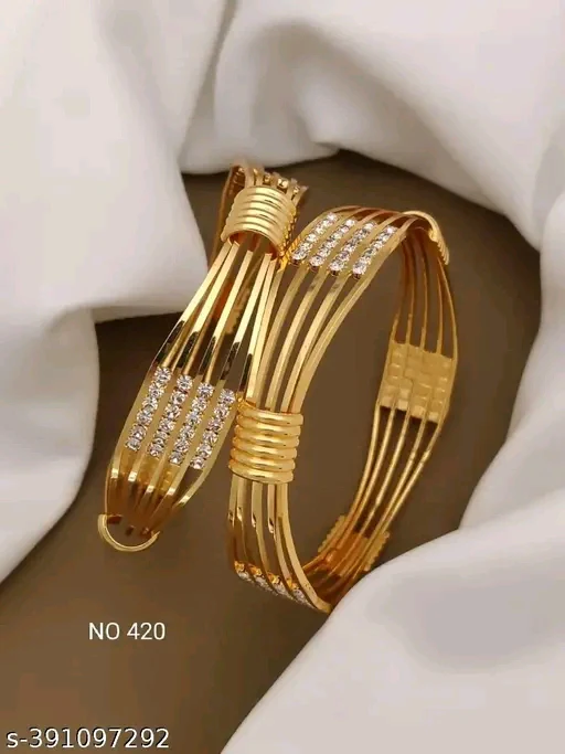 Twinkling Elegance: Gold-Plated Cubic Zirconia Bracelet &amp; Bangle Set"